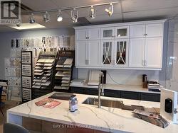 29 - 160 EAST BEAVER CREEK ROAD Richmond Hill, ON L4B 3L4