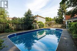 Saltwater pool with plenty of entertaining space - 