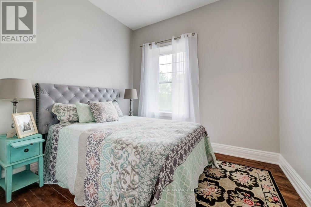 35 Schweitzer Street, Kitchener, ON - Indoor Photo Showing Bedroom