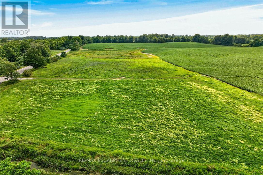 7011 Dickenson Road E, Hamilton, ON - Outdoor With View