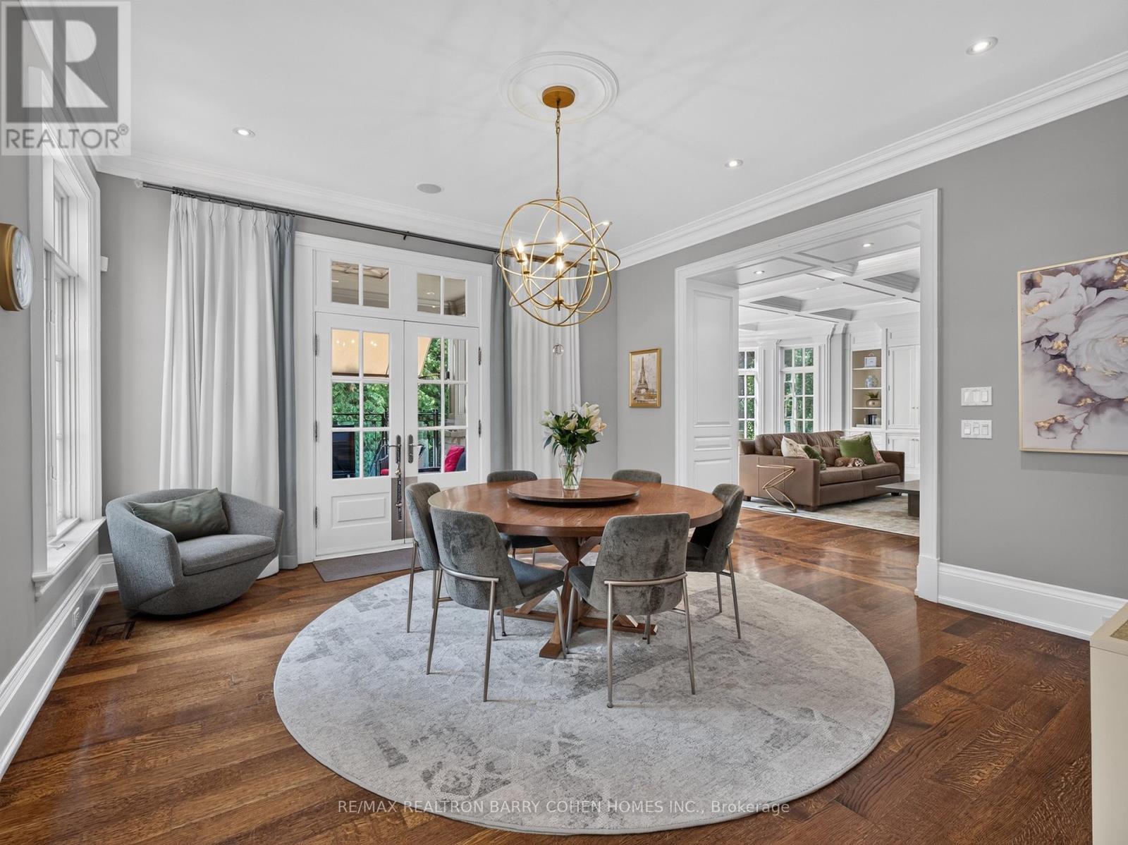 21 Don Ridge Drive, Toronto, ON - Indoor Photo Showing Dining Room