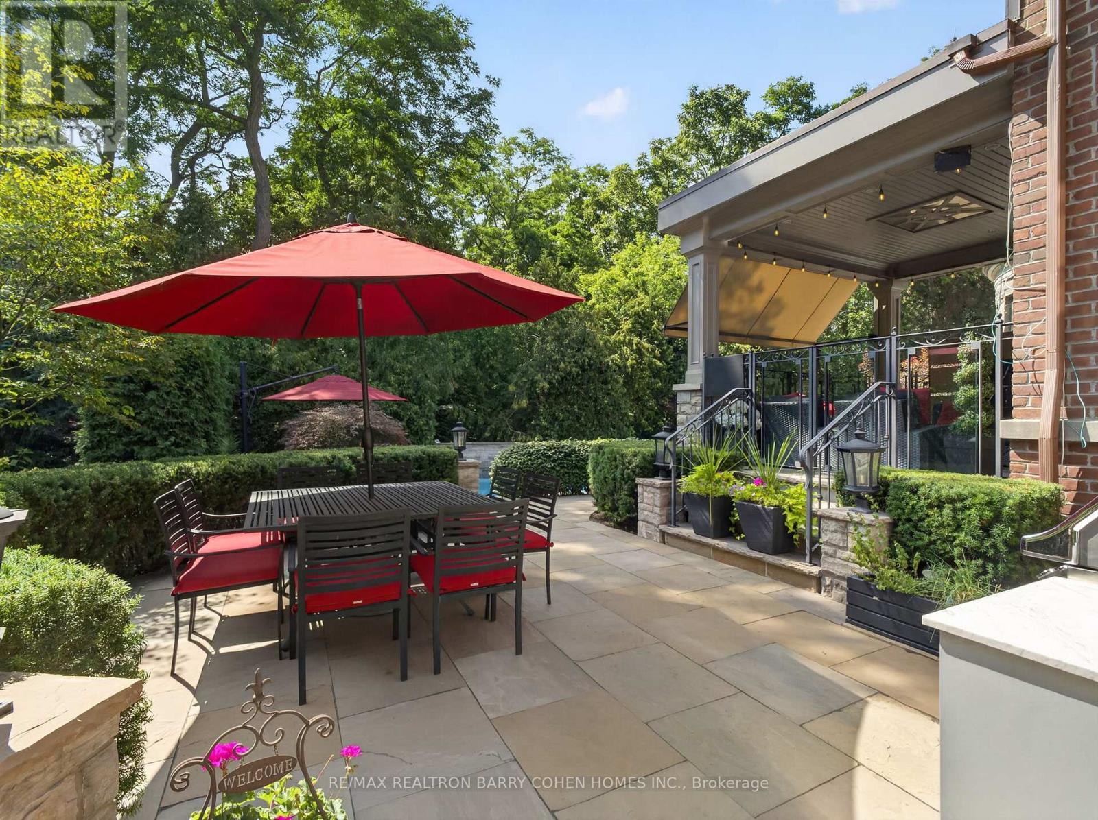 21 Don Ridge Drive, Toronto, ON - Outdoor