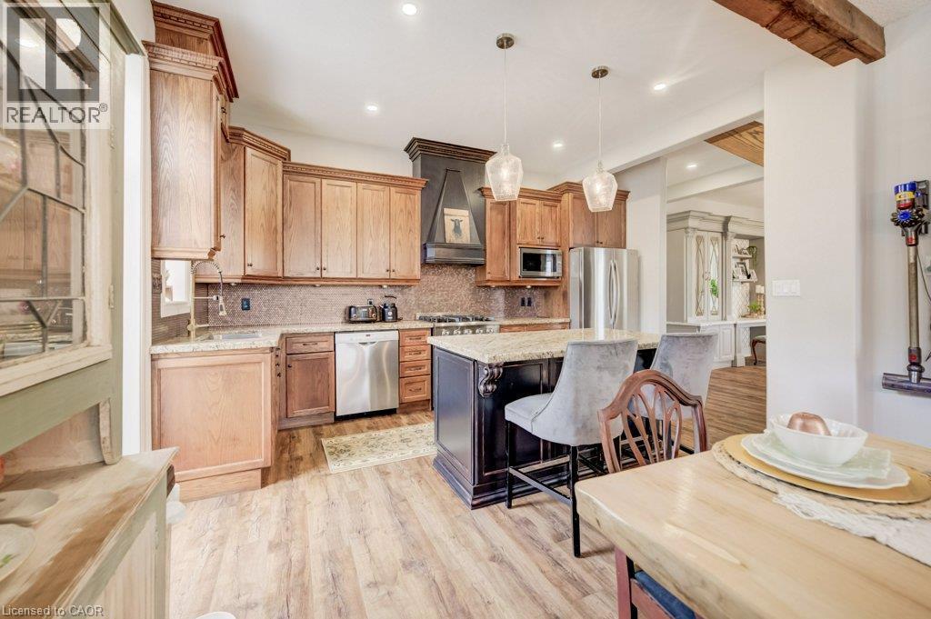 35 Schweitzer Street, Kitchener, ON - Indoor