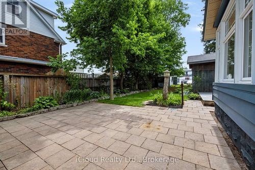 Patio - 654 Duke Street, Cambridge, ON 