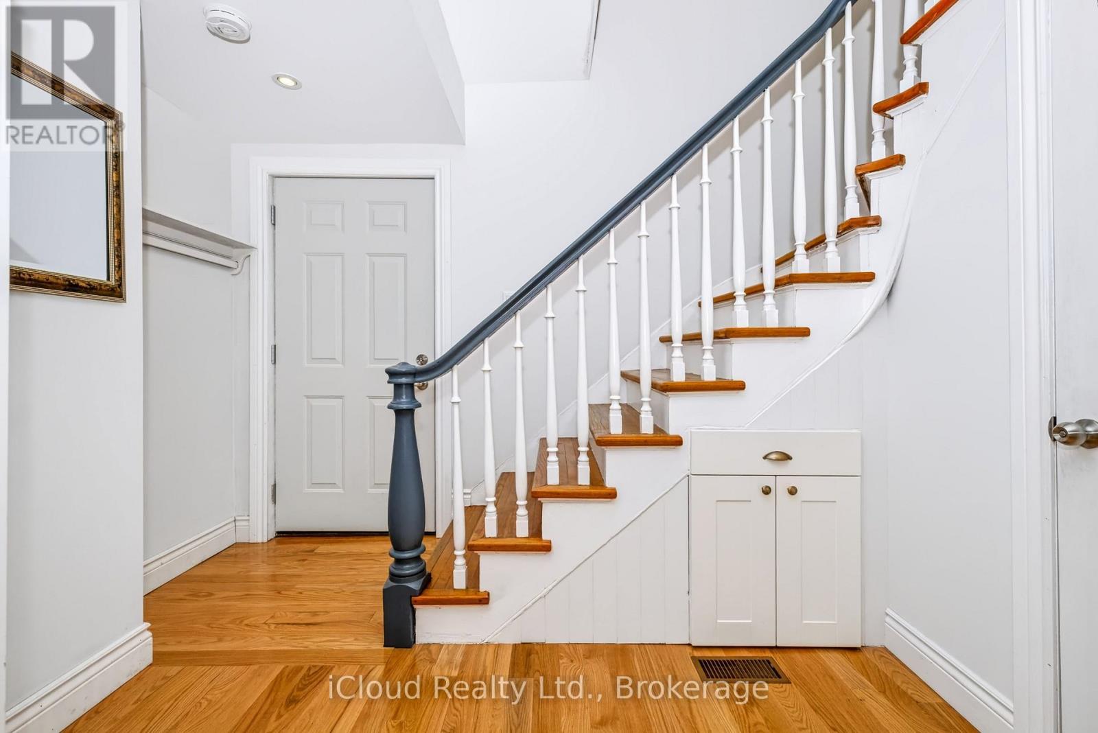 Stairs to 2nd Level - 654 Duke Street, Cambridge, ON
