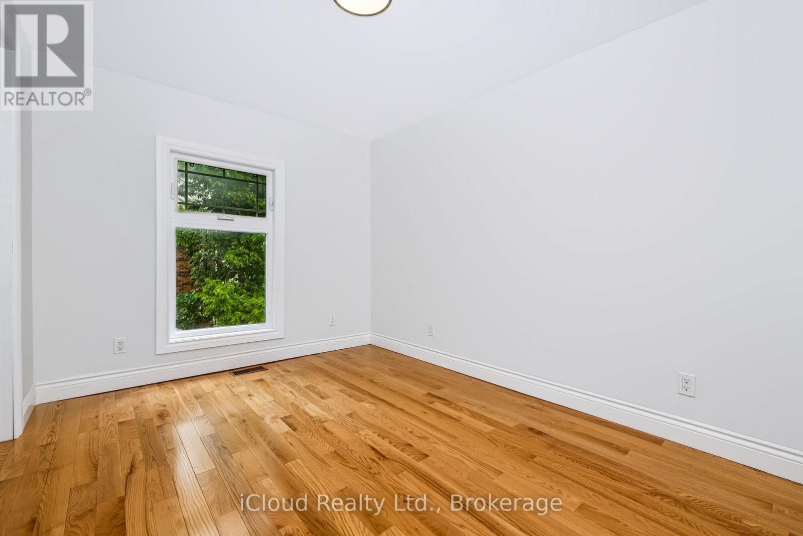 Upper Level Bedroom 1 - 654 Duke Street, Cambridge, ON