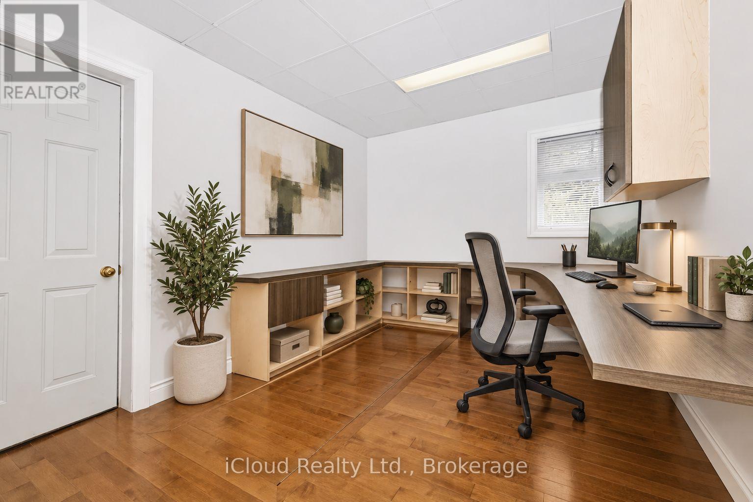VS - Office 4 - 654 Duke Street, Cambridge, ON