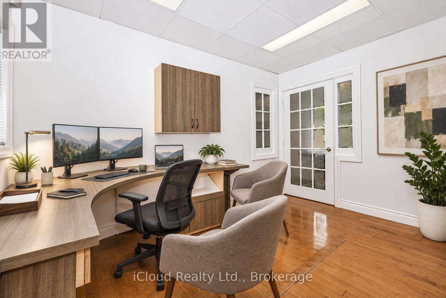 VS - Office 4 - 654 Duke Street, Cambridge, ON