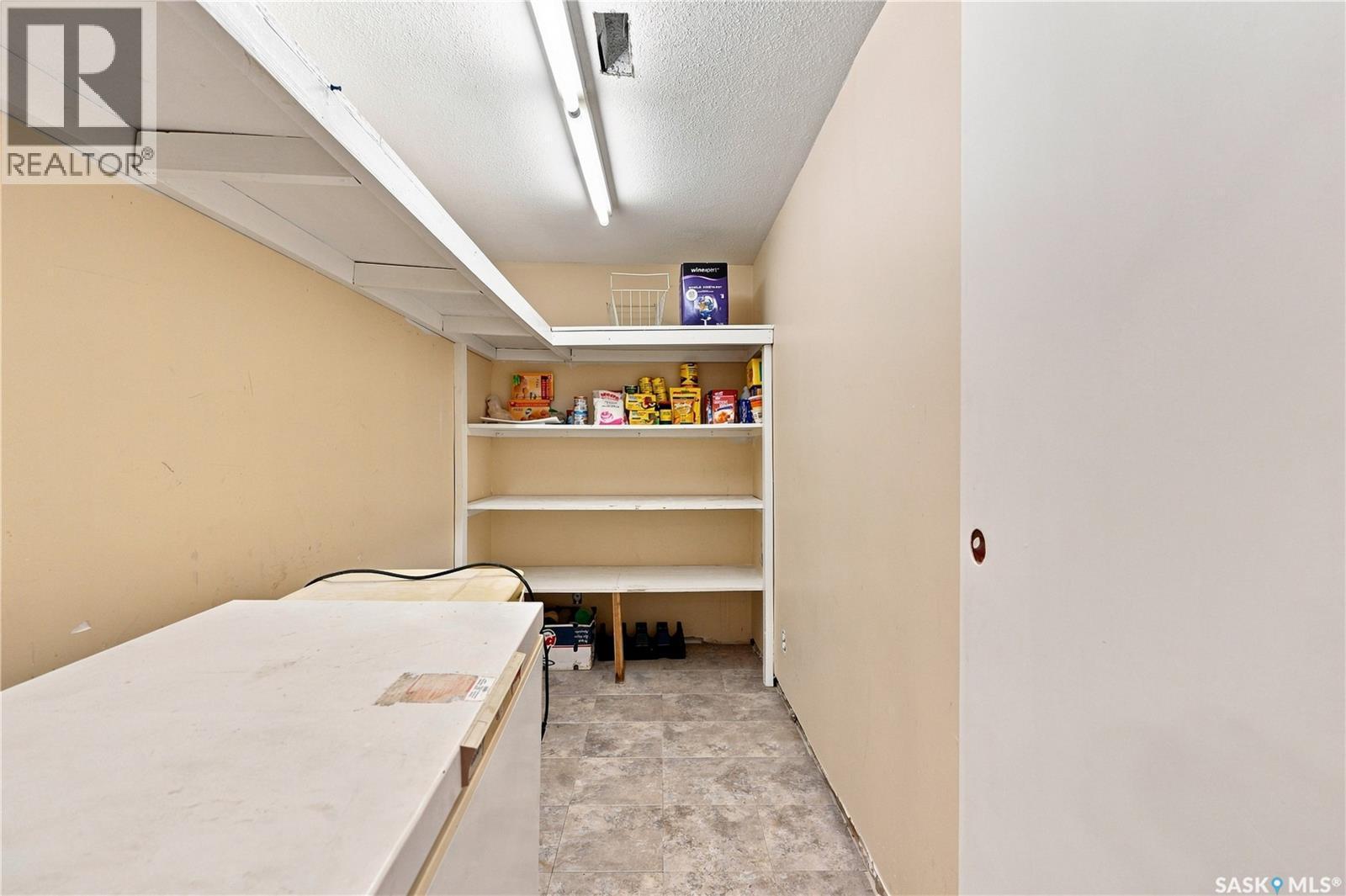 30 Roborecki Terrace, Saskatoon, SK - Indoor