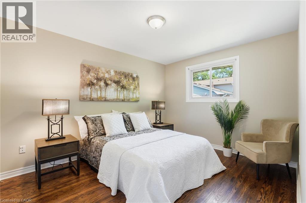 635 Ramsgate Road, Burlington, ON - Indoor Photo Showing Bedroom