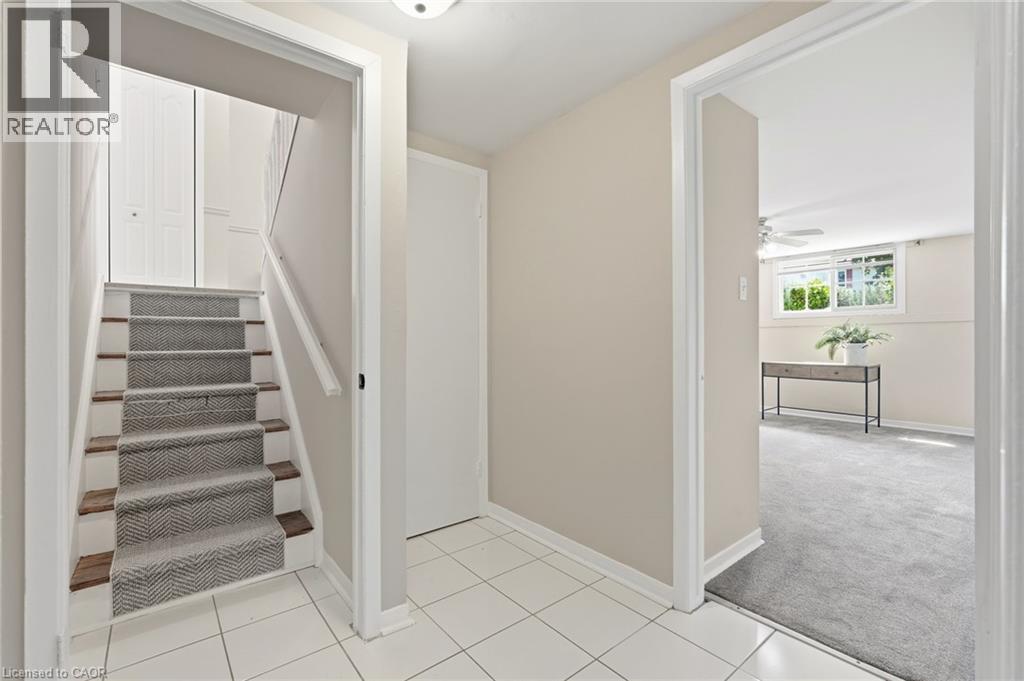 635 Ramsgate Road, Burlington, ON - Indoor Photo Showing Other Room