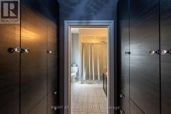 Prm bdrm Closet - 
