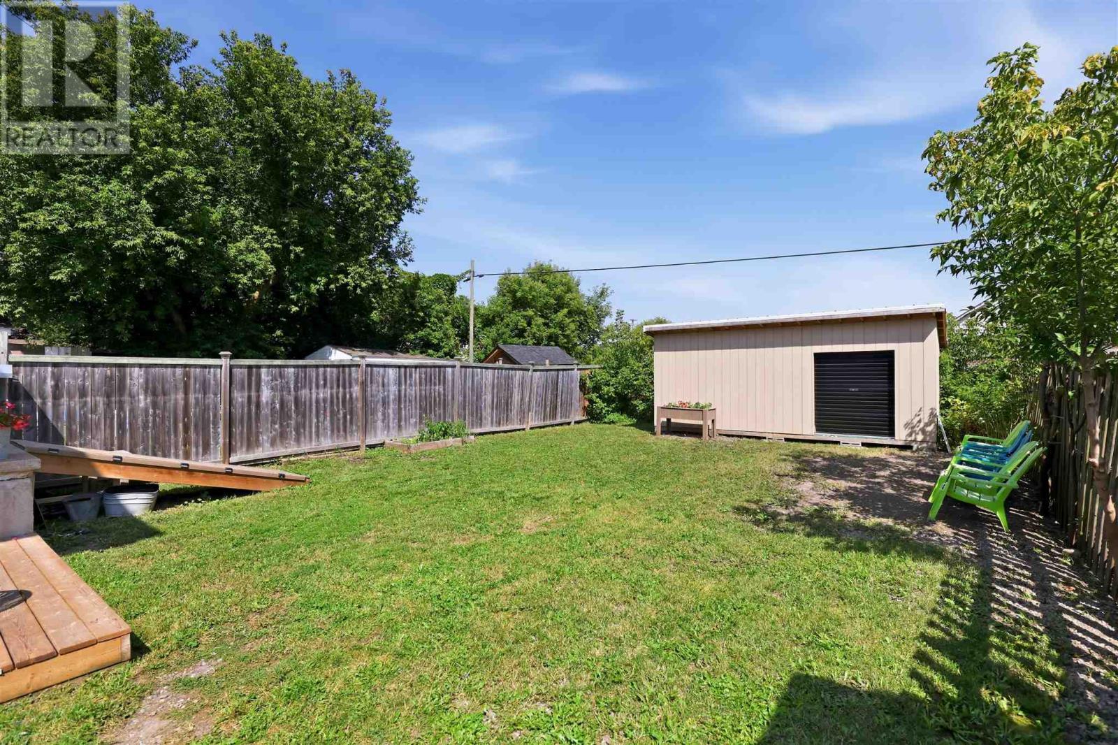 150A Mcfadden Ave, Sault Ste. Marie, ON - Outdoor