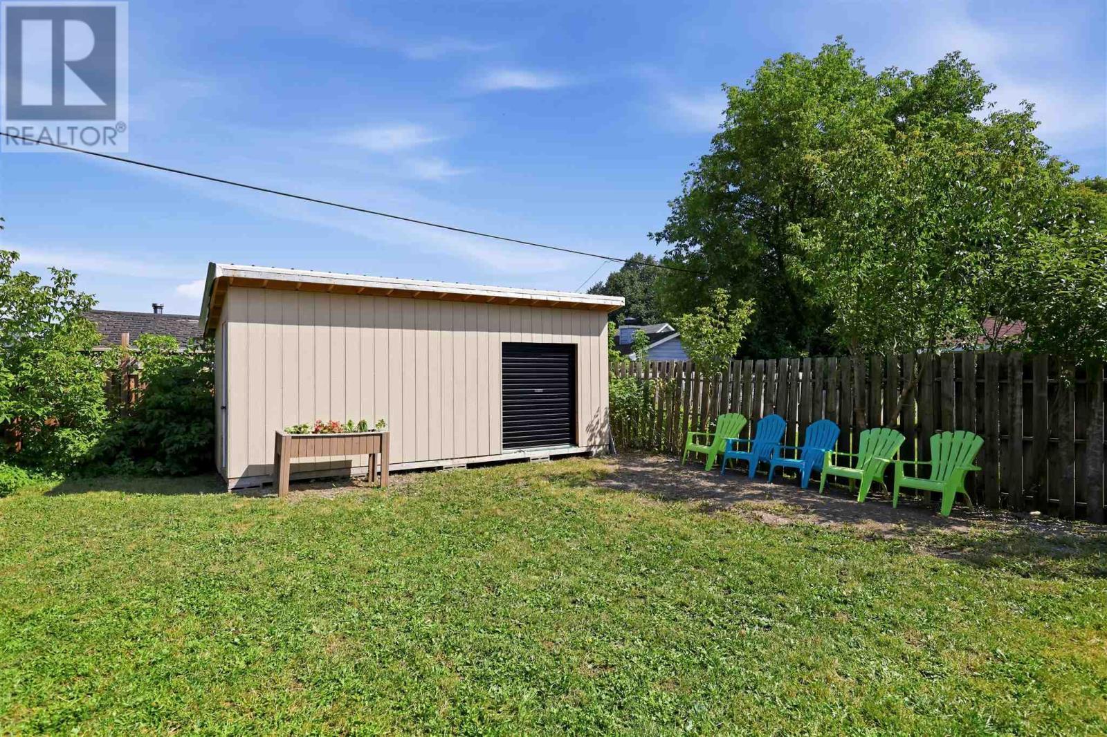 150A Mcfadden Ave, Sault Ste. Marie, ON - Outdoor