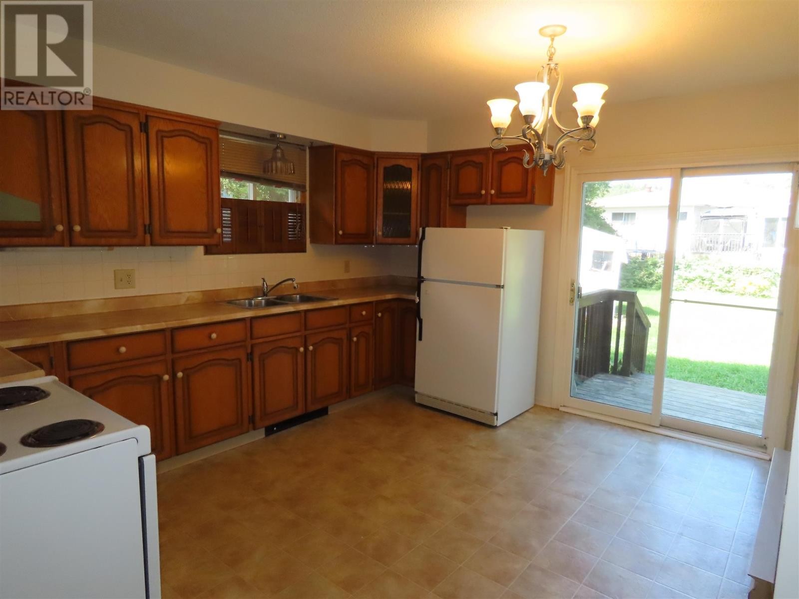 32 Breton Rd, Sault Ste Marie, ON