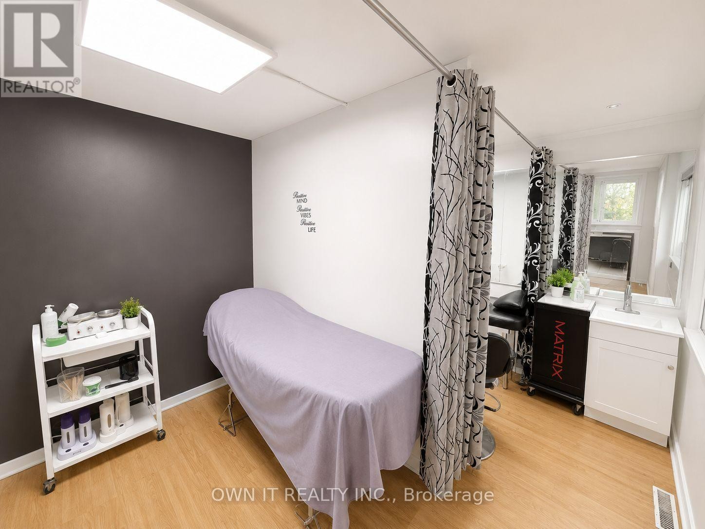 7104 Goreway Drive, Mississauga, ON
