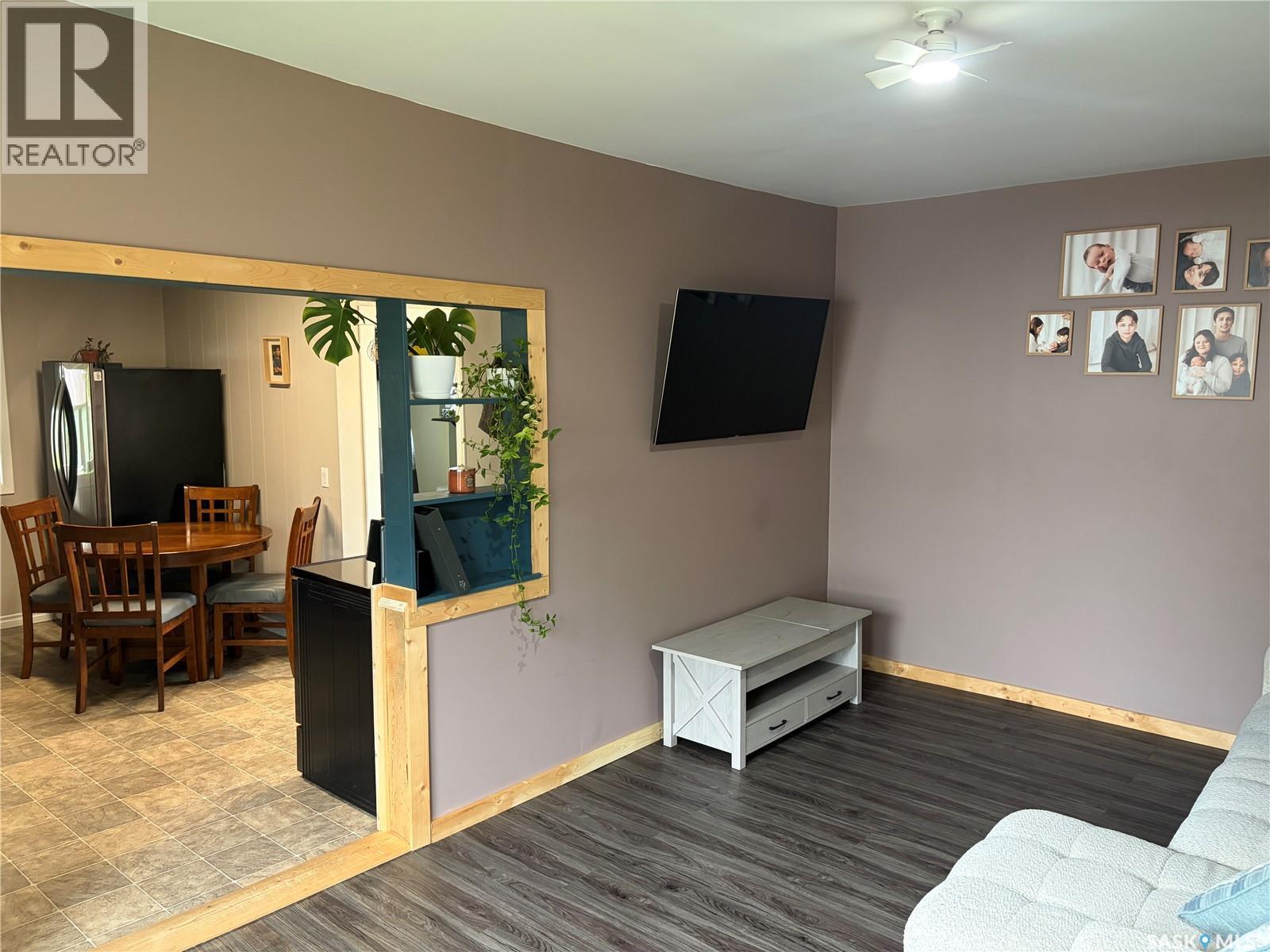 116 5Th Avenue N, Big River, SK - Indoor