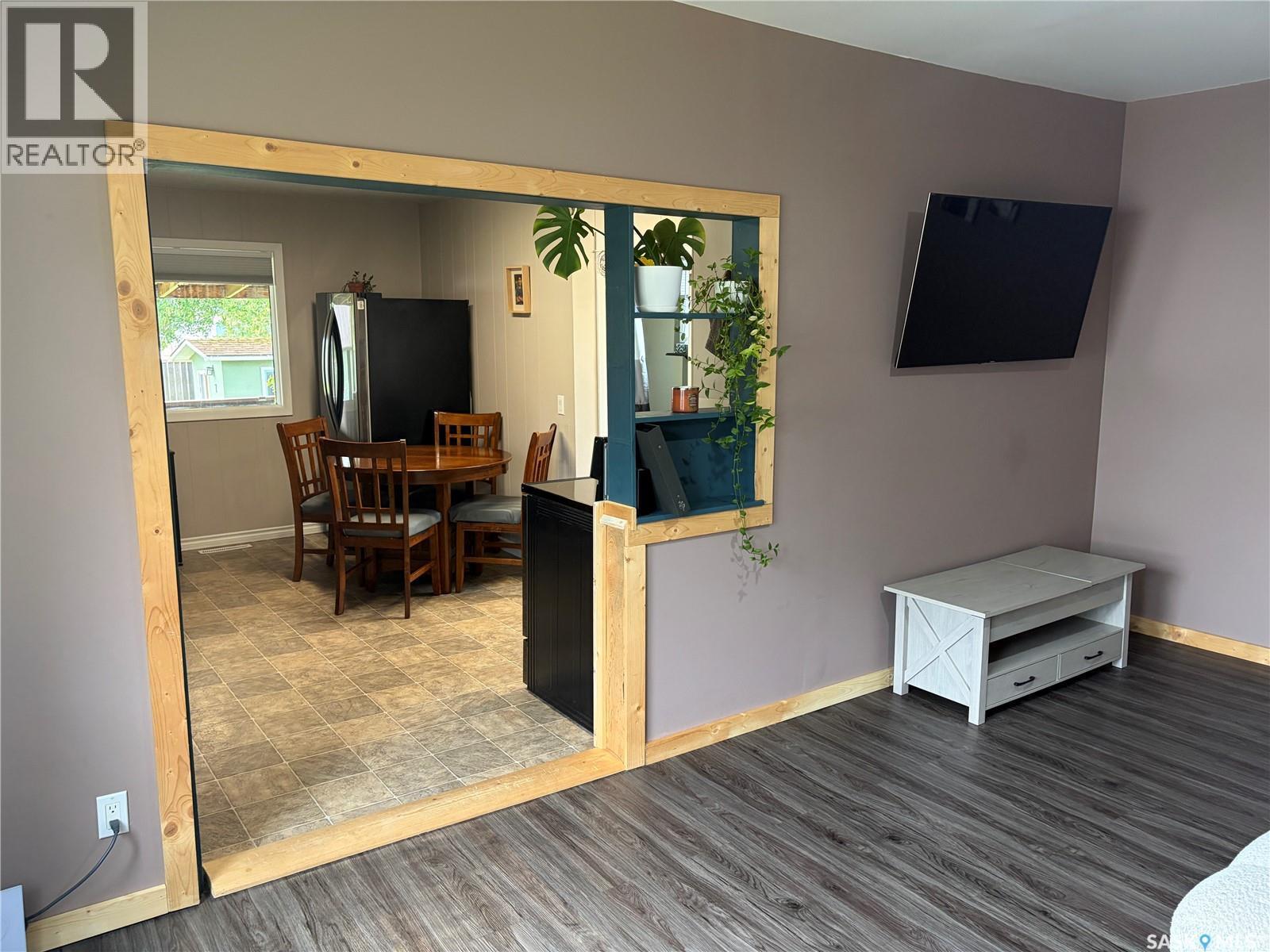 116 5Th Avenue N, Big River, SK - Indoor