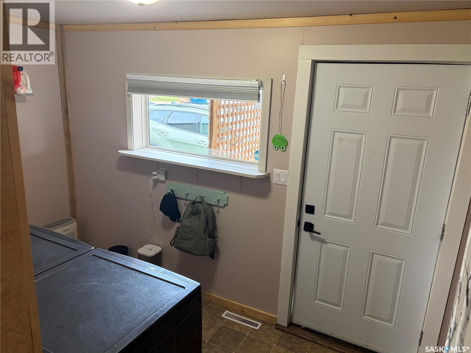 116 5Th Avenue N, Big River, SK - Indoor Photo Showing Other Room