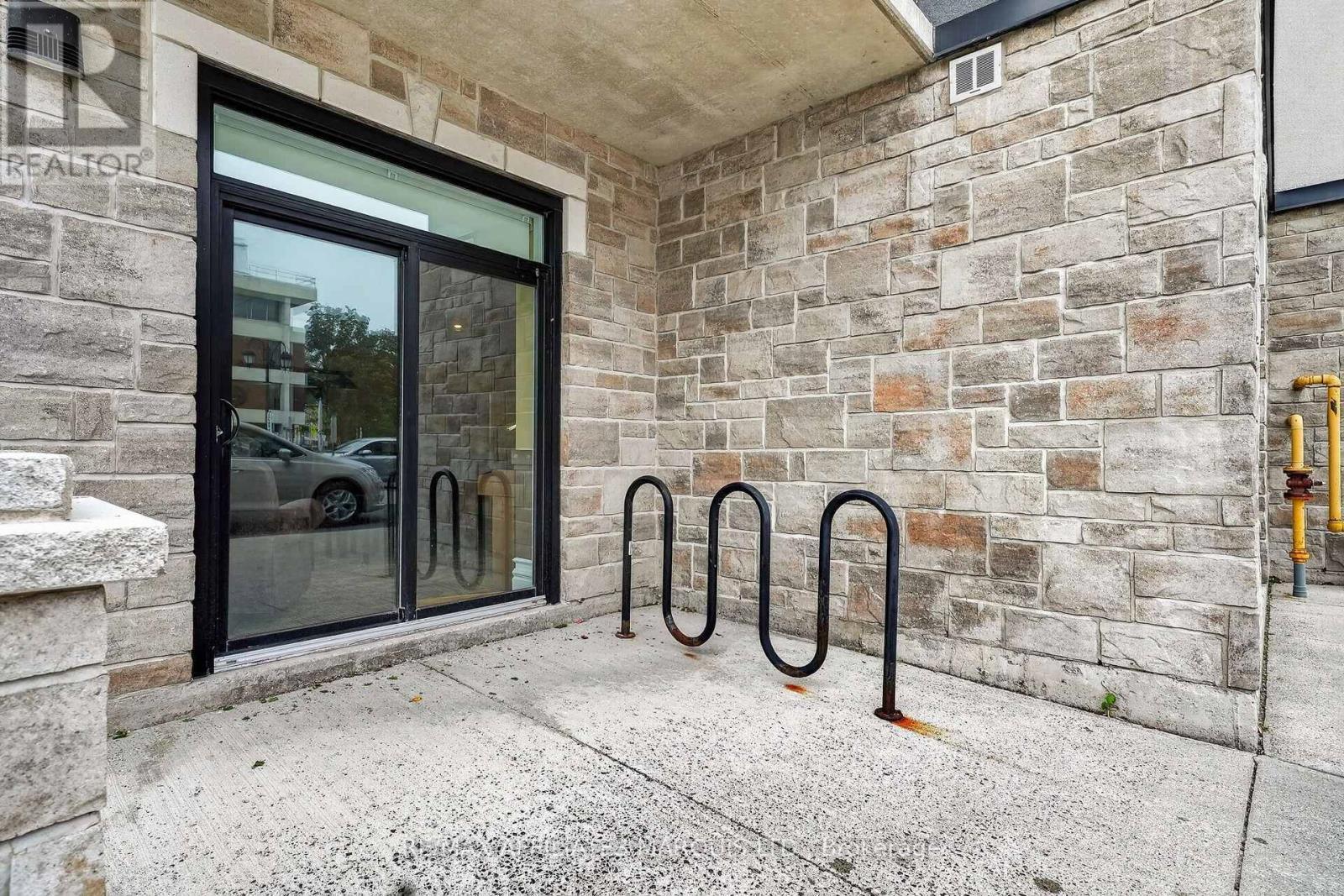 200 - 108 Second Street E, Cornwall, ON - Outdoor