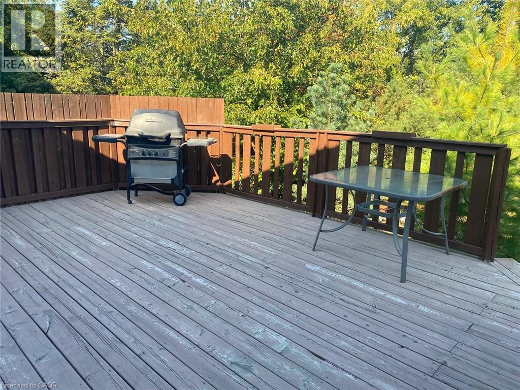 806 Fairway Crescent, Kitchener, ON - Outdoor With Deck Patio Veranda