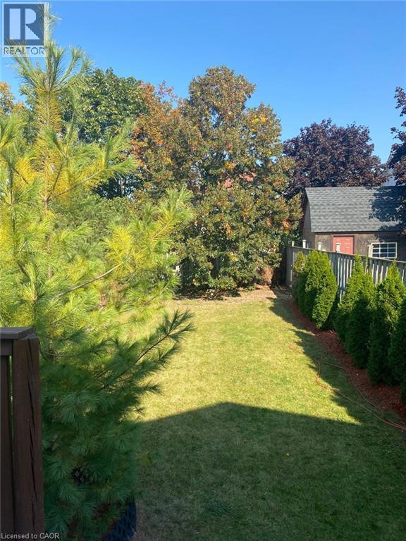 806 Fairway Crescent, Kitchener, ON - Outdoor