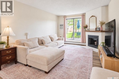 108 802B Kingsmere BOULEVARD  Saskatoon, SK S7J 4B7