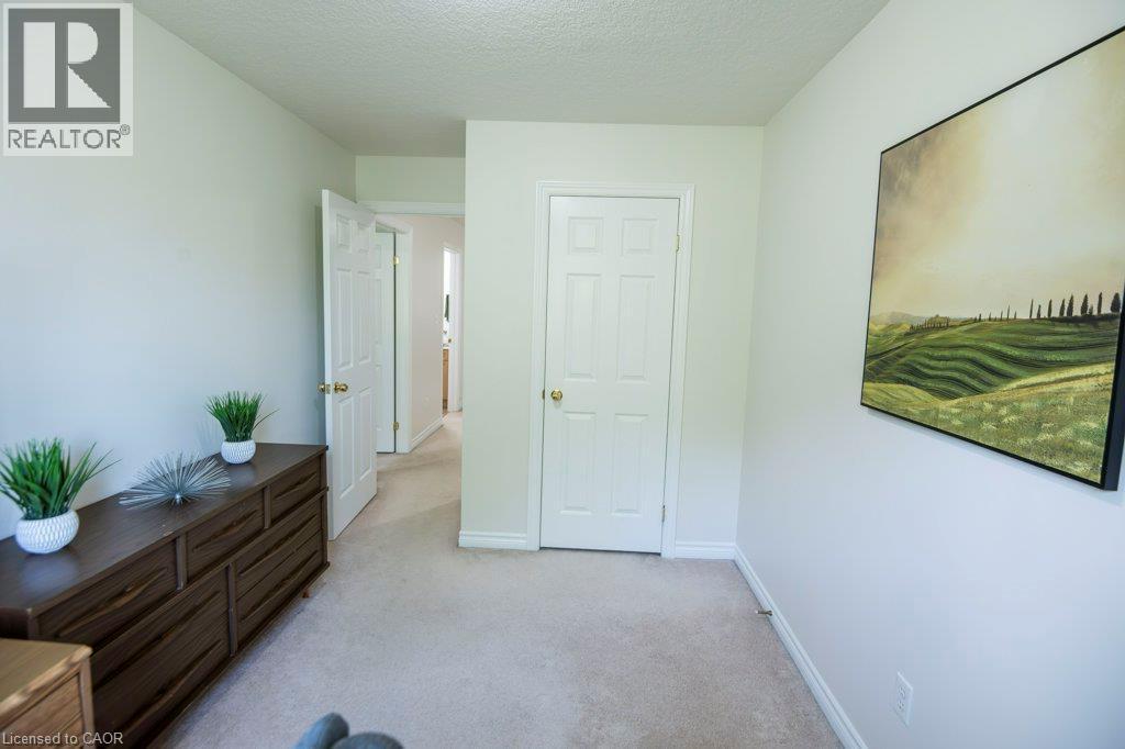 975 Strasburg Road Unit# 3, Kitchener, ON - Indoor Photo Showing Other Room