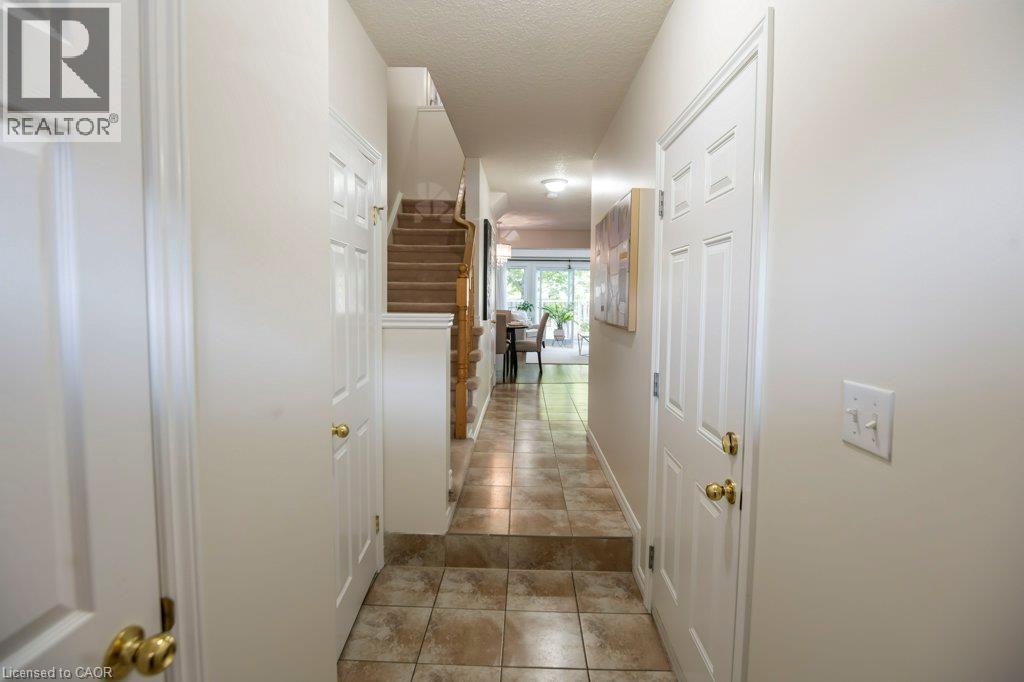 975 Strasburg Road Unit# 3, Kitchener, ON - Indoor Photo Showing Other Room