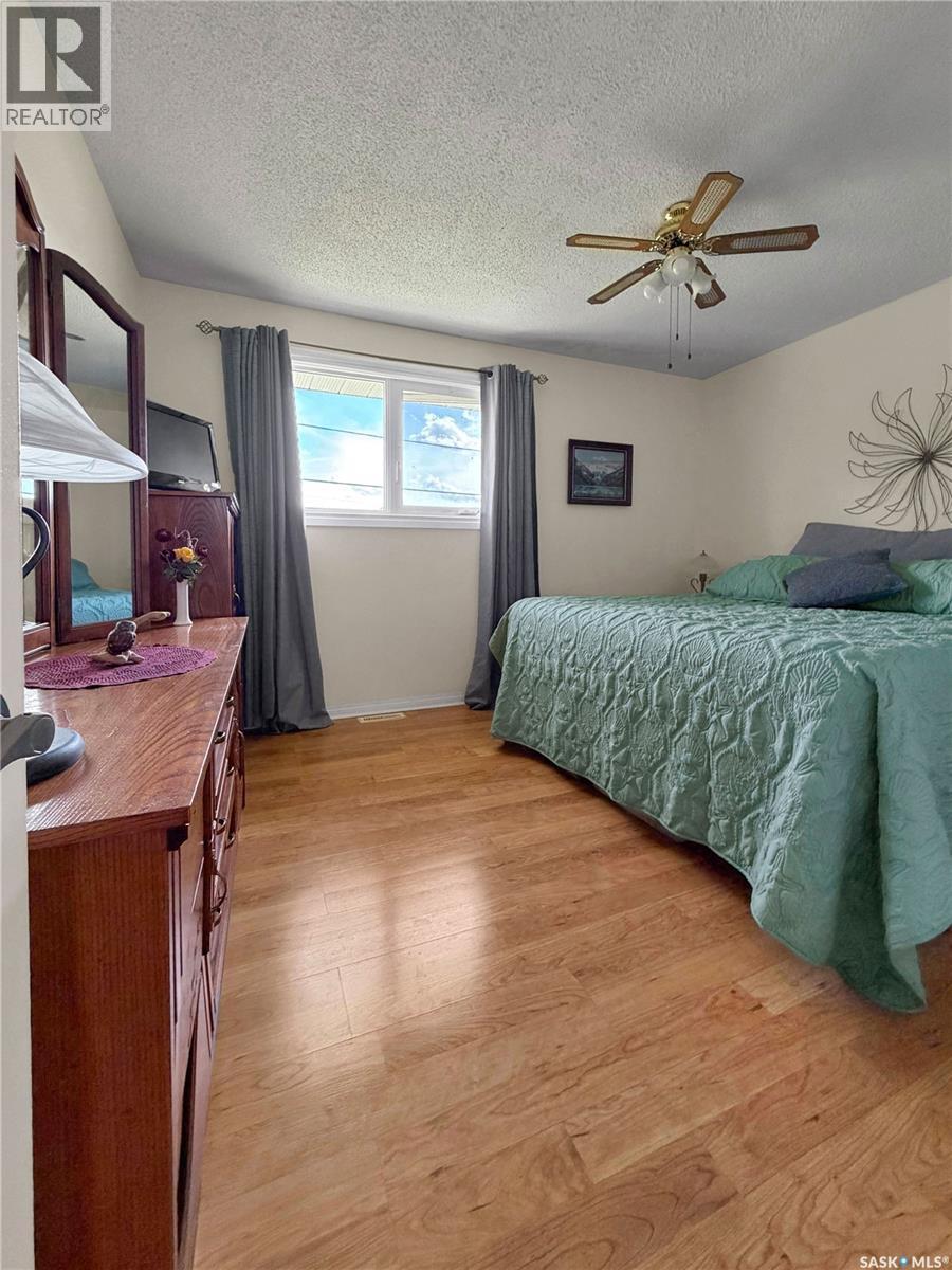 507 Prairie Avenue, Arcola, SK - Indoor Photo Showing Bedroom