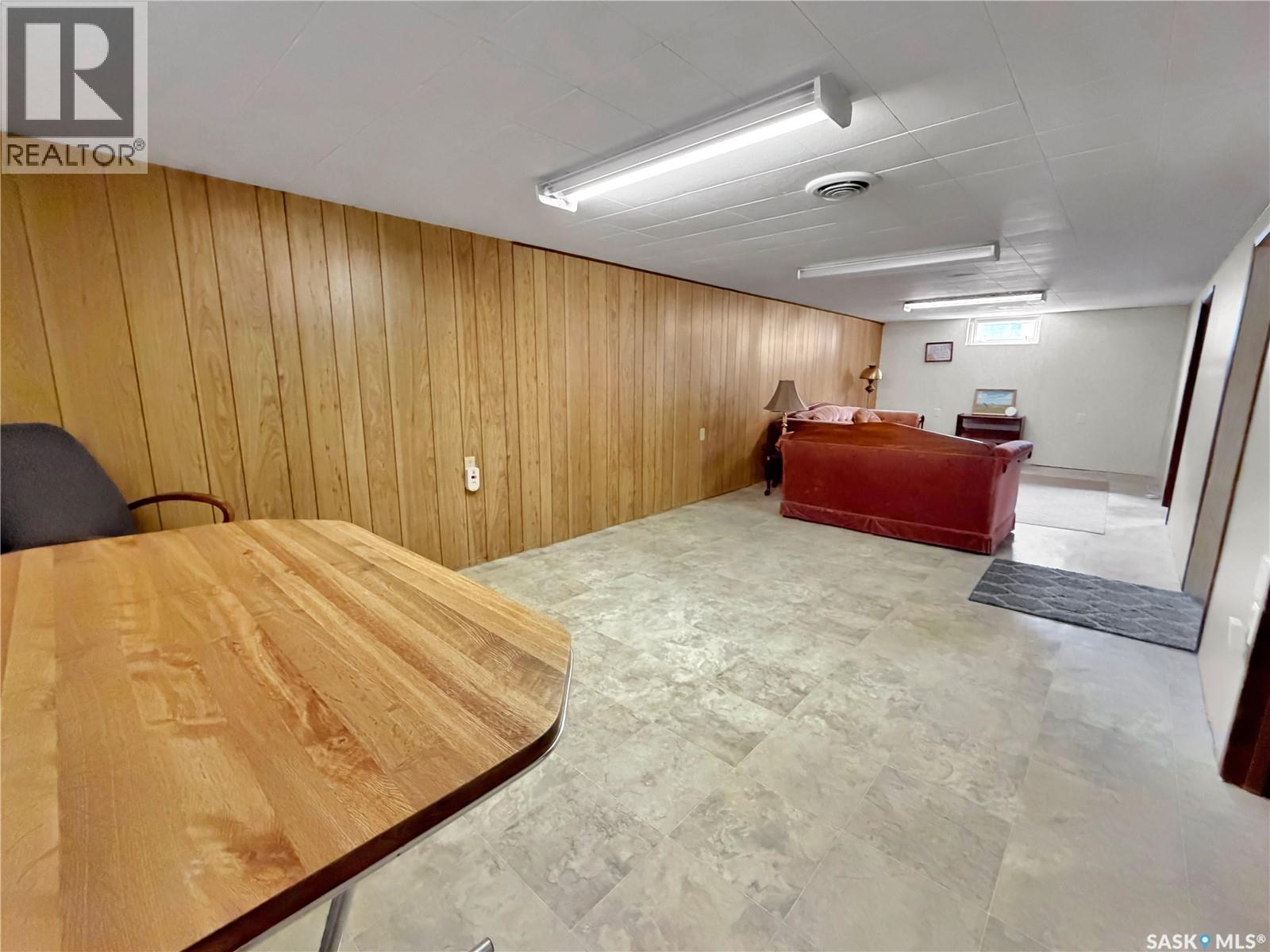 507 Prairie Avenue, Arcola, SK - Indoor Photo Showing Other Room