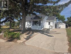 107 Railway AVENUE Beechy, SK S0L 0C0