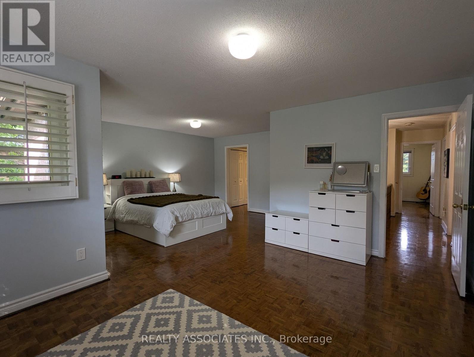 3279 Charlebrook Court, Mississauga, ON - Indoor Photo Showing Bedroom