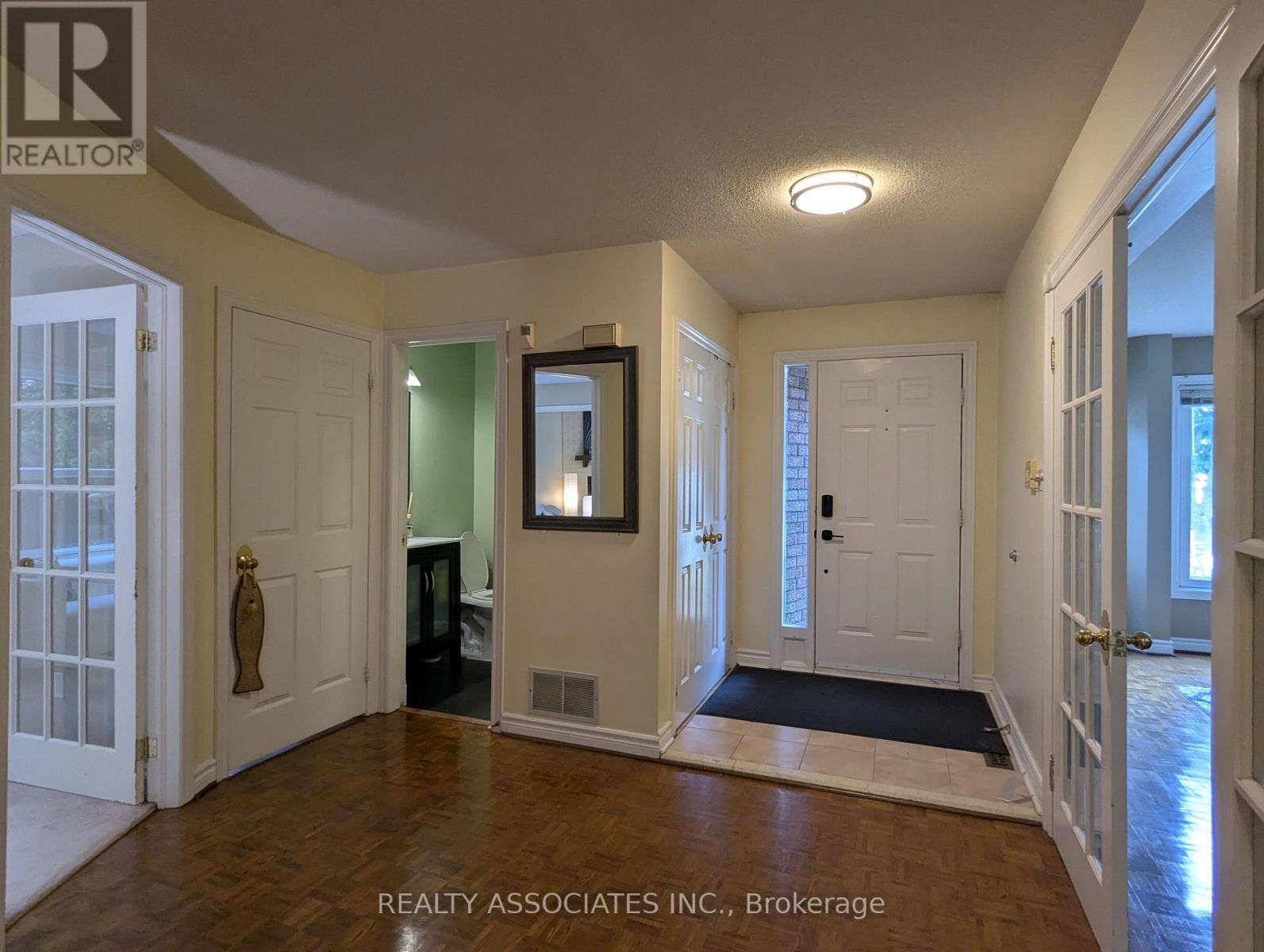 3279 Charlebrook Court, Mississauga, ON - Indoor Photo Showing Other Room