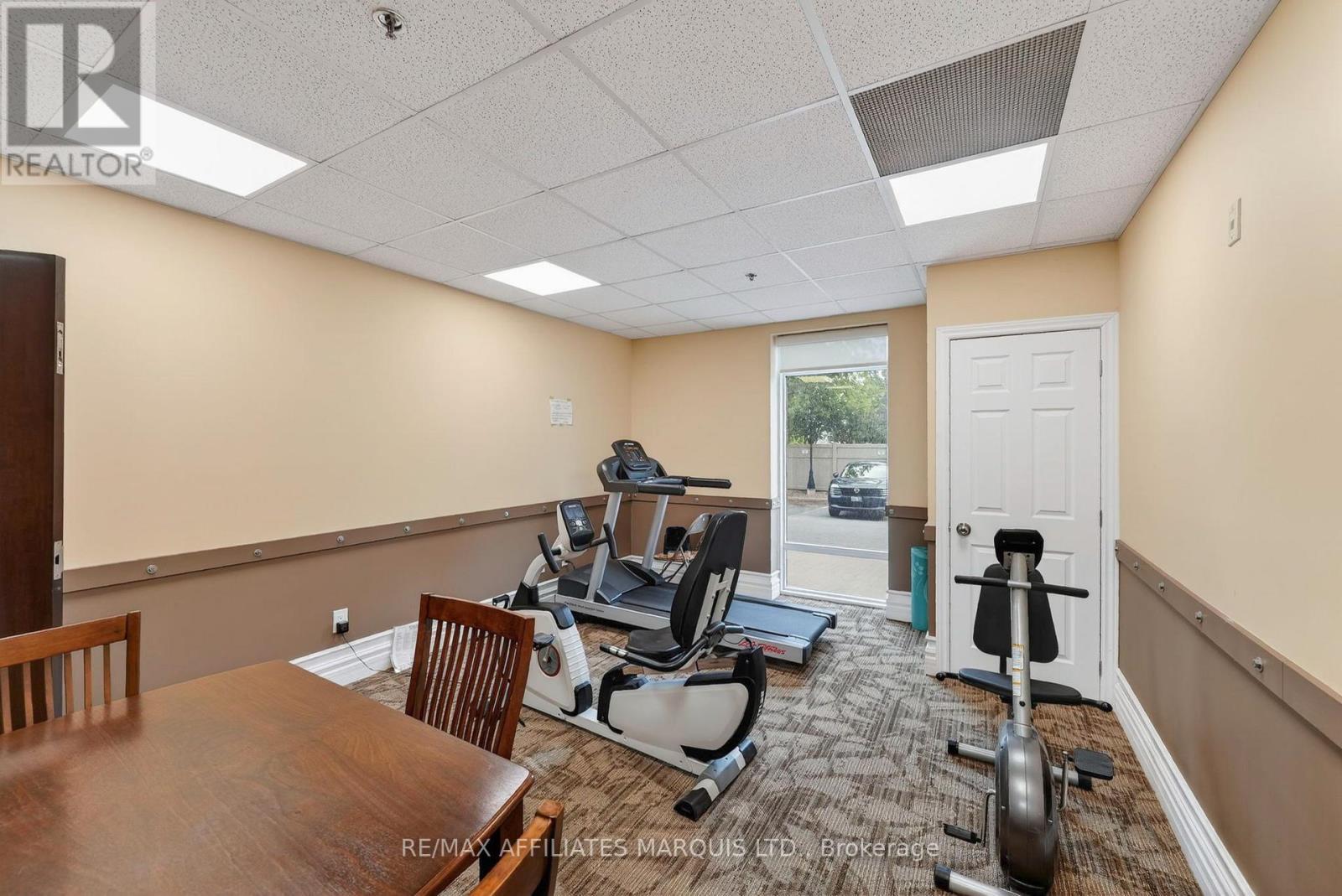 604 - 108 Second Street E, Cornwall, ON - Indoor