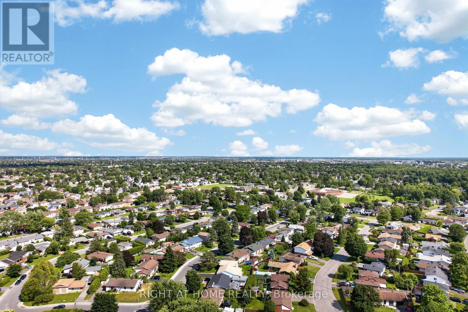 1385 Chartrand Avenue, Ottawa, ON - Outdoor With View
