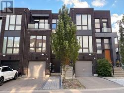 8 SABLE ROAD Vaughan, ON L4J 0K1