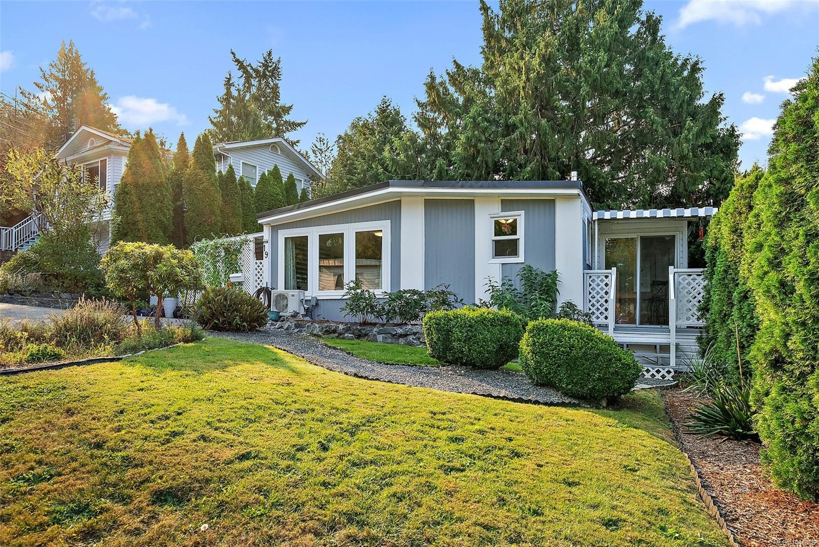 #19-2587 Selwyn Rd, Langford, BC