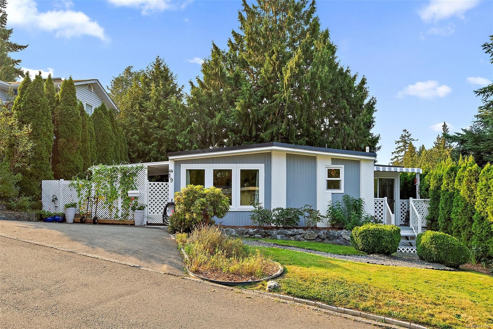 #19-2587 Selwyn Rd, Langford, BC