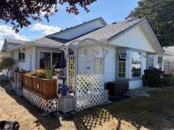 #4-305 Blower Rd Parksville, BC V9P 2L1