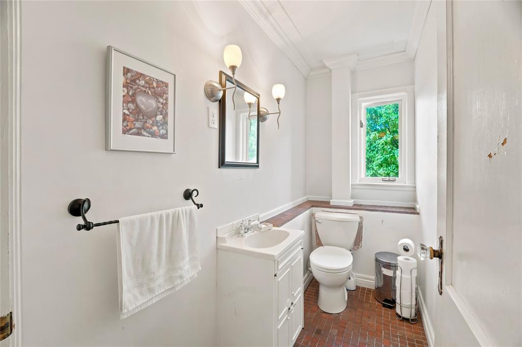 42 Empire Avenue, St. John'S, NL - Indoor Photo Showing Bathroom