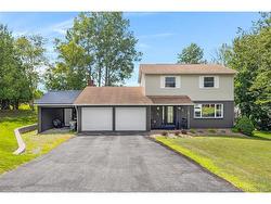 16 Braun CRES Quispamsis, NB E2E 1A6