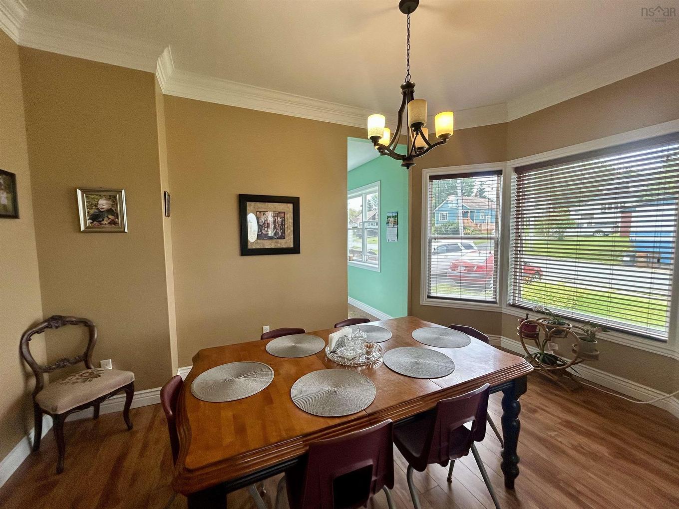 198 Main Street, Trenton, NS
