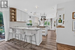 Open concept kitchen - 