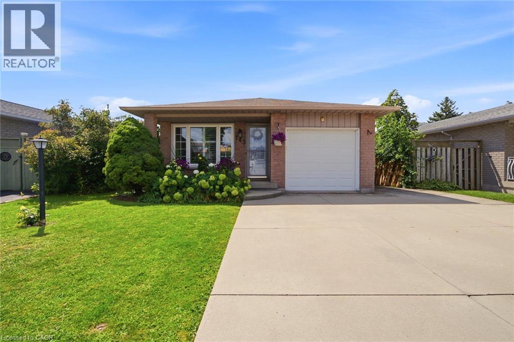 143 Independence Drive, Hamilton, ON - Outdoor