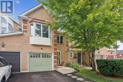 Nestled in the Heart of Popular West Oak Trails! - 