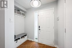 Foyer - 