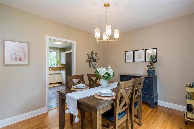508 Montague Ave, Winnipeg, MB - Indoor Photo Showing Dining Room