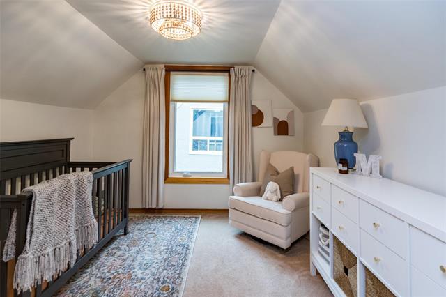 508 Montague Ave, Winnipeg, MB - Indoor Photo Showing Bedroom
