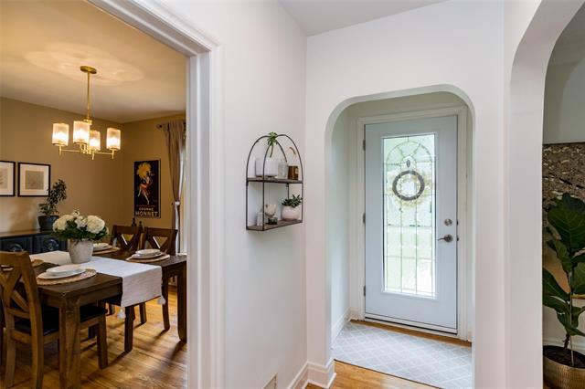 508 Montague Ave, Winnipeg, MB - Indoor Photo Showing Dining Room